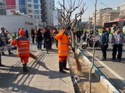 مسیر راهپیمایی ۲۲ بهمن ماه پاکسازی شد