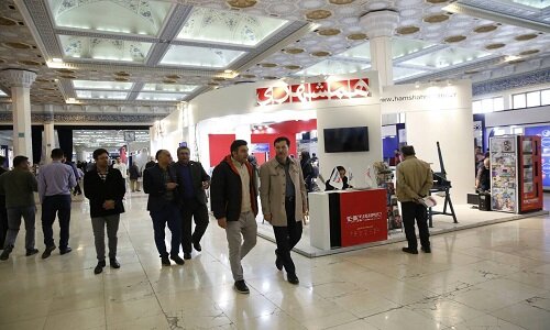 بازدید شهردار منطقه ۵ از بیست و چهارمین نمایشگاه رسانه‌های ایران