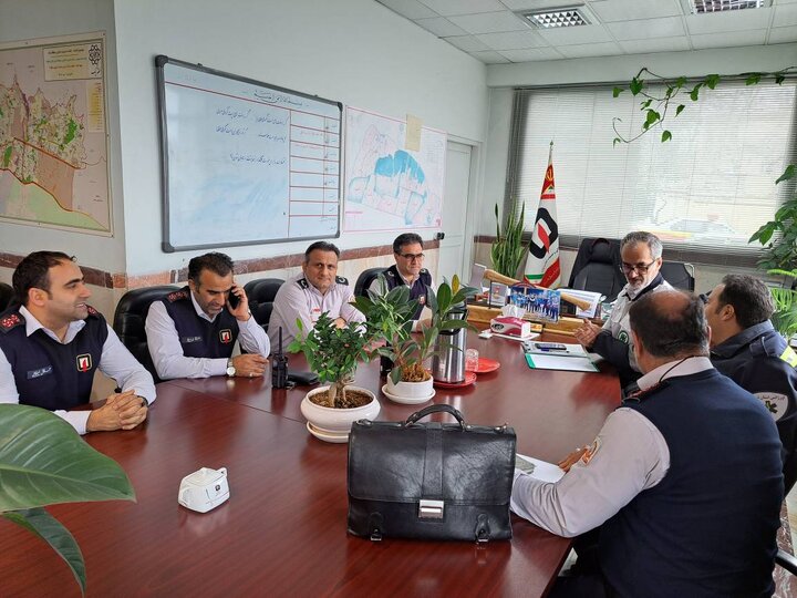 برگزاری جلسه ستاد مدیریت بحران منطقه ۴ درباره چهارشنبه سوری