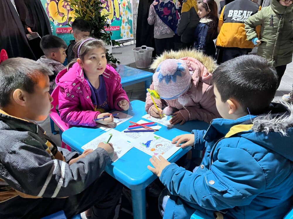 ویژهبرنامه ماه خوبان و جشن بزرگ نیمه شعبان در میدان حضرت عبدالعظیم حسنی (ع) برگزار شد