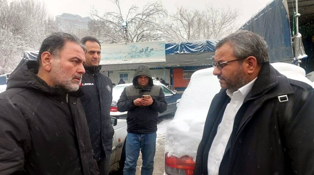 رصد مستمر معابر اصلی به منظور تسهیل تردد شهروندان/ برفتکانی از درختان شهر انجام میشود