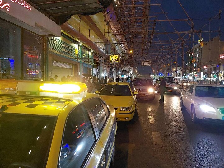 افزایش تعداد تاکسی در منطقه ۱۳ برای سرویس رسانی به شهروندان در آستانه نوروز