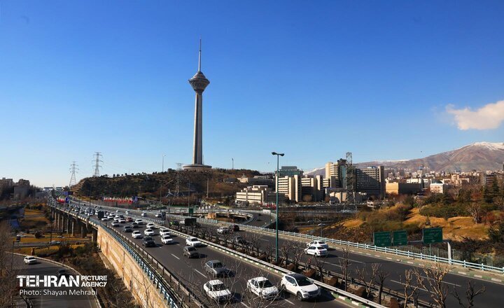 هوای تهران در وضعیت قابل قبول دارد