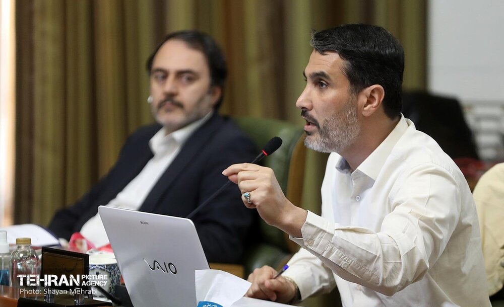 کاهش نرخ عوارض در برخی مناطق/ در اواخر دوره پنجم مدیریت شهری نرخ عوارض ۳۰۰ درصد افزایش یافته است