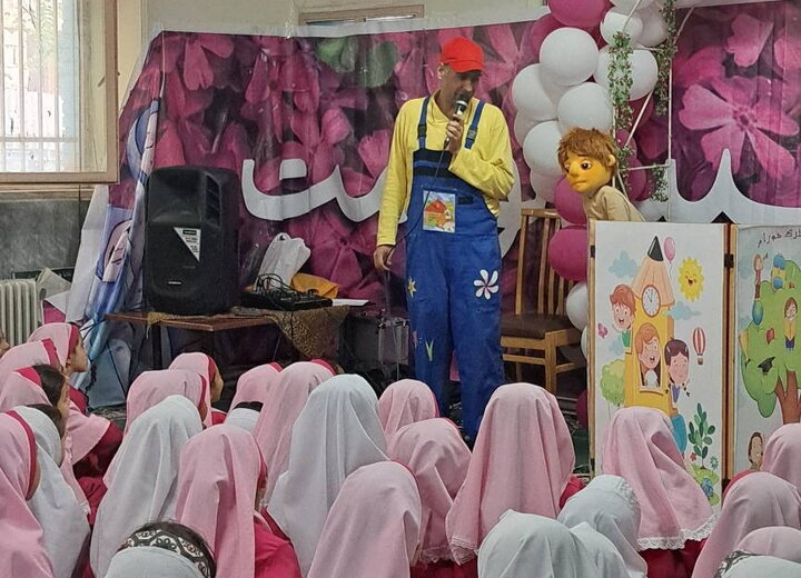 جشن دختران ترافیکی در منطقه یک برگزار شد