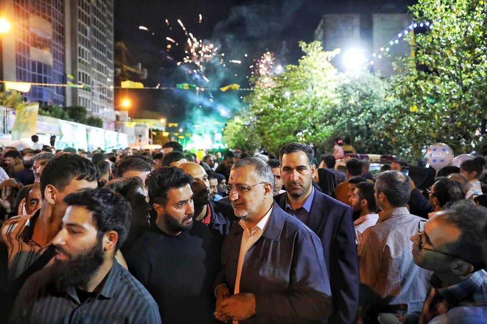 حضور شهردار تهران در اجتماع بزرگ امام رضاییها