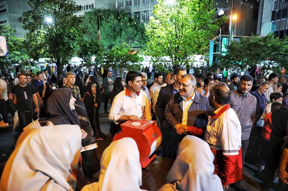 حضور شهردار تهران در اجتماع بزرگ امام رضاییها