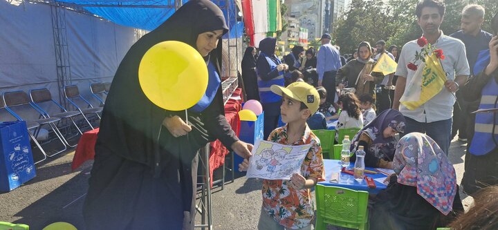 معرفی اپلیکیشن شهرزاد به ۱۳۰۰شهروند در جشن بزرگ امام رضایی‌ها