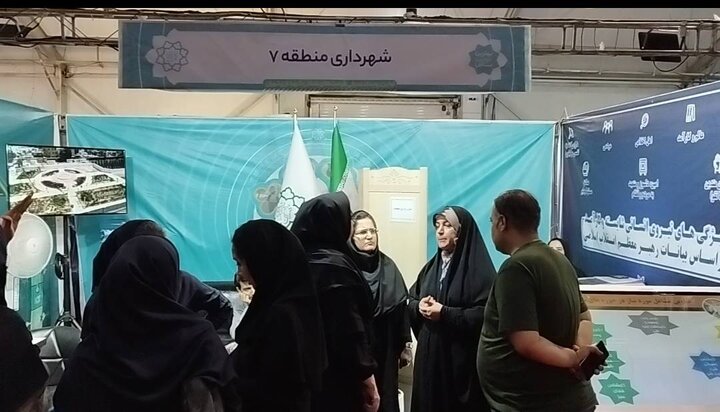 برپایی میز خدمت الکترونیکی در اولین رویداد فرصت‌های شغلی شهرداری تهران