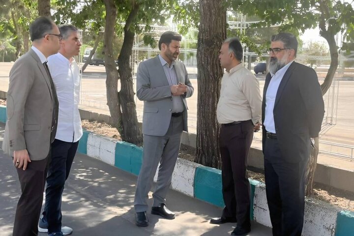 نظارت مستقیم شهردار منطقه ۷ بر اقدامات صورت گرفته در آماده‌سازی محل برگزاری سالگرد ارتحال امام خمینی (ره)