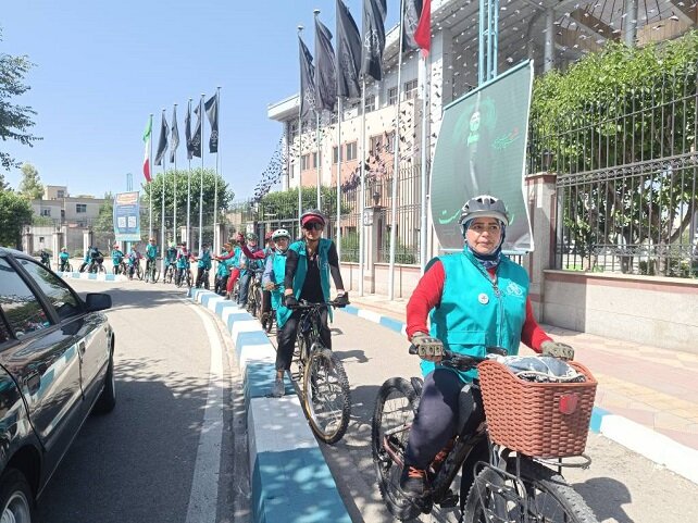 برگزاری ویژه‌برنامه روز جهانی دوچرخه در منطقه ۱۴