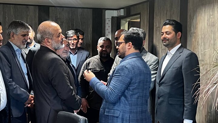 بازدید وزیر کشور از ستاد مرکزی شهرداری تهران در سی و پنجمین سالگرد بزرگداشت ارتحال حضرت امام خمینی(ره)