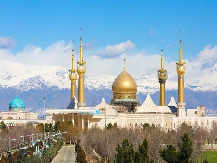 استقرار استیج و پردیس فرهنگی امام مردم در حرم مطهر
