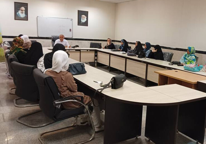 جلب مشارکت شهروندان در تحقق اهداف فرهنگی و اجتماعی در سراهای محلات منطقه ۲۲