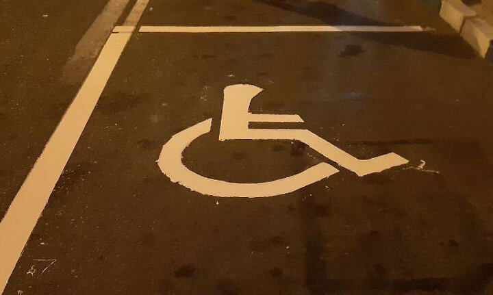 مناسب‌سازی ۴۱ نقطه ویژه پارک خودروی معلولین در منطقه۲۲