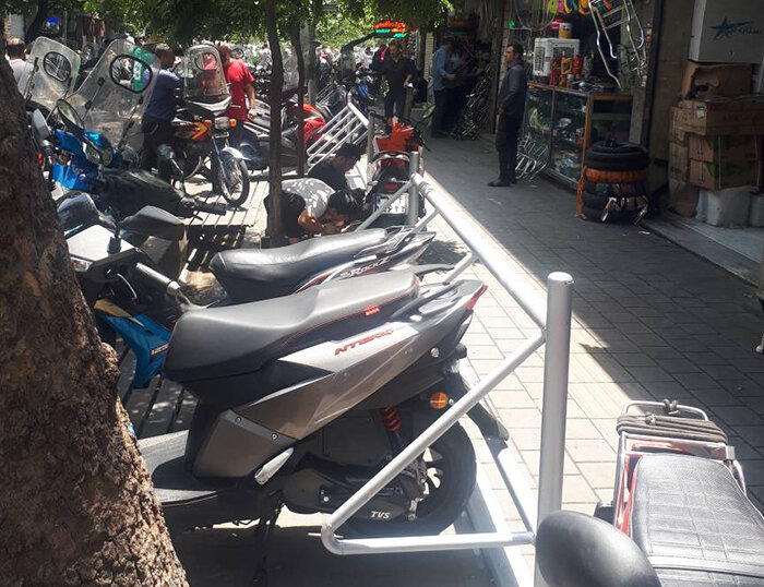 ساماندهی پارک موتورسیکلت در محل بورس تعمیر و فروش موتورسیکلت تهران