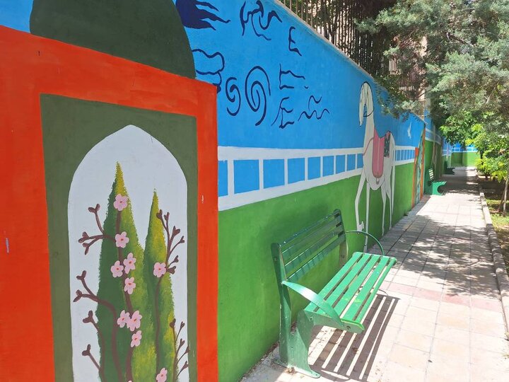 اجرای نقاشی دیواری در ۲۰ نقطه از جداره‌های شهری منطقه ۸