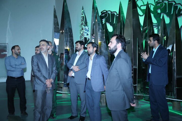 بازدید جمعی از اعضای شورای عالی انقلاب فرهنگی کشور از موزه ملی انقلاب اسلامی و دفاع مقدس