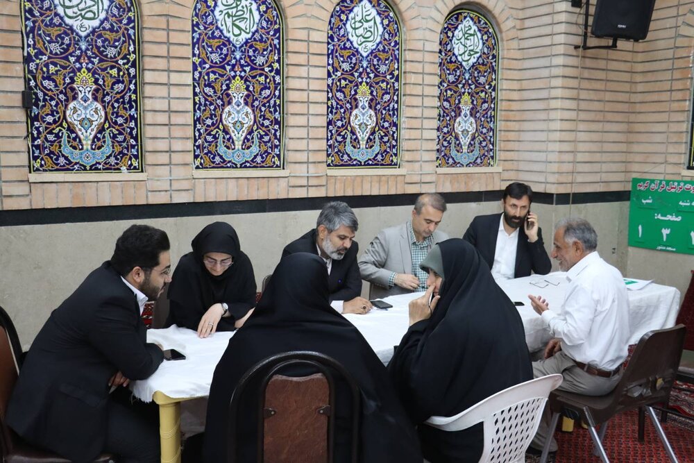 تبیین خدمات مدیریت شهری در دیدارهای مردمی مسجدمحور