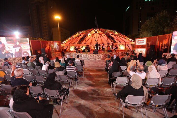  استقبال از کنسرت آیینی سوگ‌نامه در میدان مشاهیر 