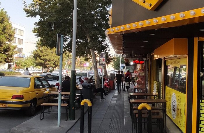  آغاز طرح ساماندهی اغذیه فروشی‌های خیابان ستارخان 