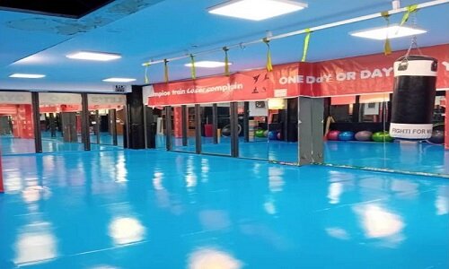 باشگاه ورزشی سرای محله جنت‌آباد مرکزی در منطقه ۵ بهسازی شد
