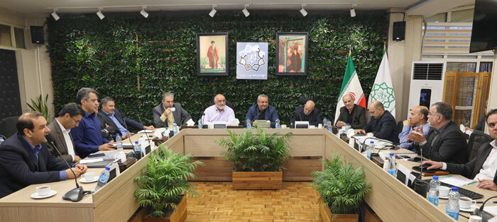جلوگیری از هدررفت آبهای سطحی به شبکه فاضلاب