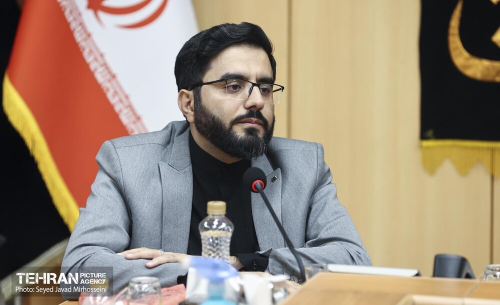 پدیده مقاومت با همراهی مردم به علاوه خیابان شکل میگیرد