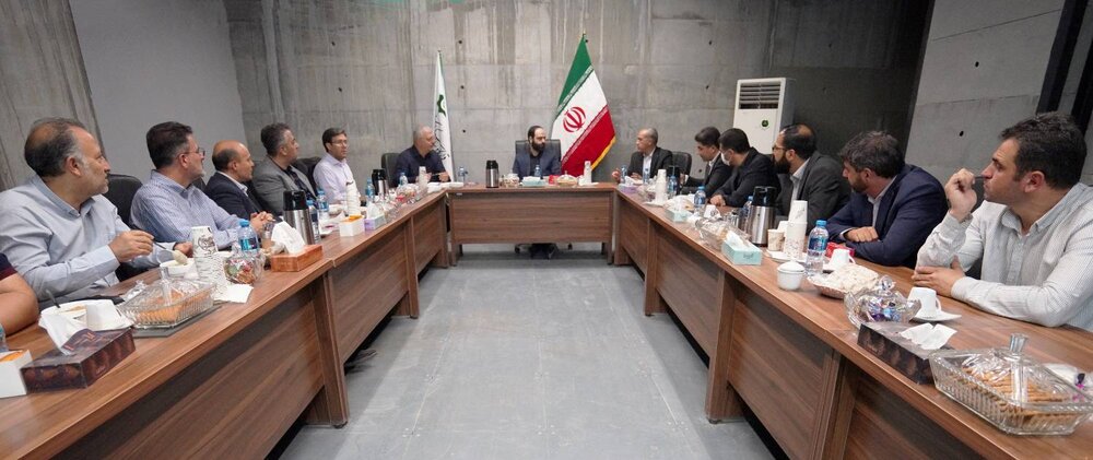 بازدید مدیرکل حوزه شهردار تهران از پروژه ساختمان بلدیه/ منوری: خانه شهر نماد هویتی پایتخت میشود