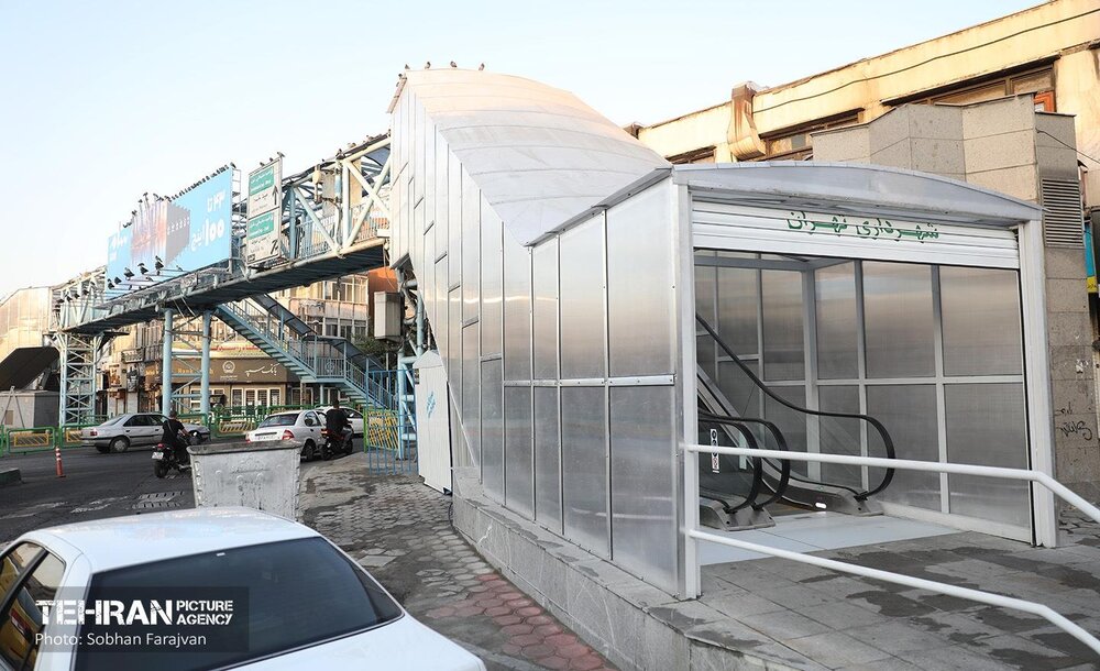 از تکمیل نصب پلههای برقی در پایتخت طی یک ماه آینده تا تشریح وضعیت پله برقی مقابل وزارت کار