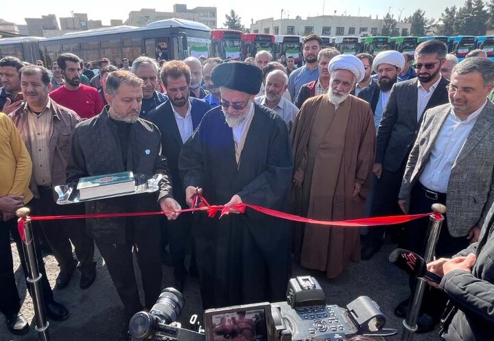 آئین رونمائی ۱۲۵ دستگاه اتوبوس جدید، نوسازی و بازسازی شده در منطقه ۲۰ برگزار شد