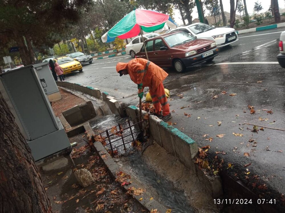 استقرار نیروهای خدمات شهری در ۴۰ نقطه منطقه یک