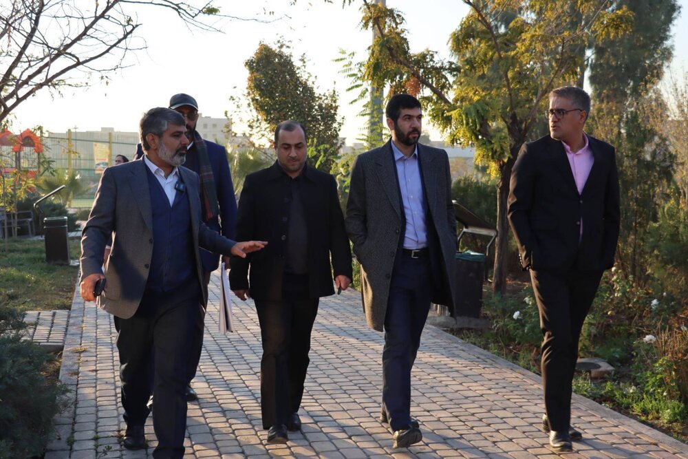 بازدید اعضای کمیسیون برنامه و بودجه شورای شهر تهران از پروژههای منطقه 11/ آیین بهرهبرداری از ۷۲ پروژه «من شهردارم ۲» در منطقه ۱۱ برگزار شد