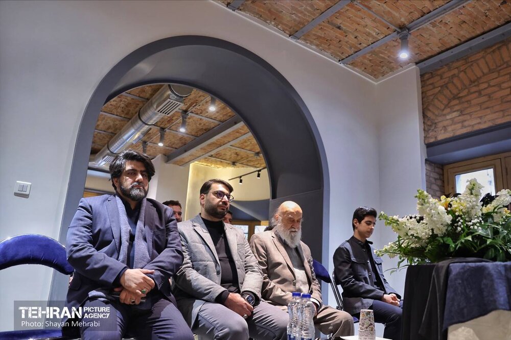 برگزاری مراسم یادبود خبرنگار فقید تسنیم در خانه روزنامهنگاران