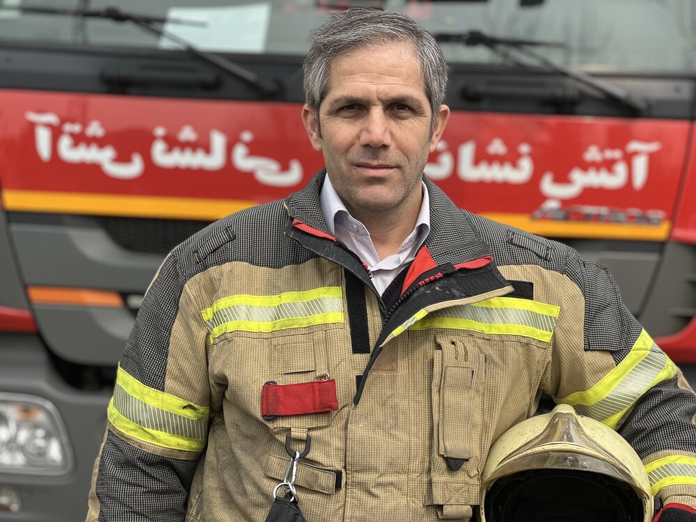 آتش‌سوزی یک مسافرخانه در خیابان سعدی/ ۷۰ نفر نجات یافتند