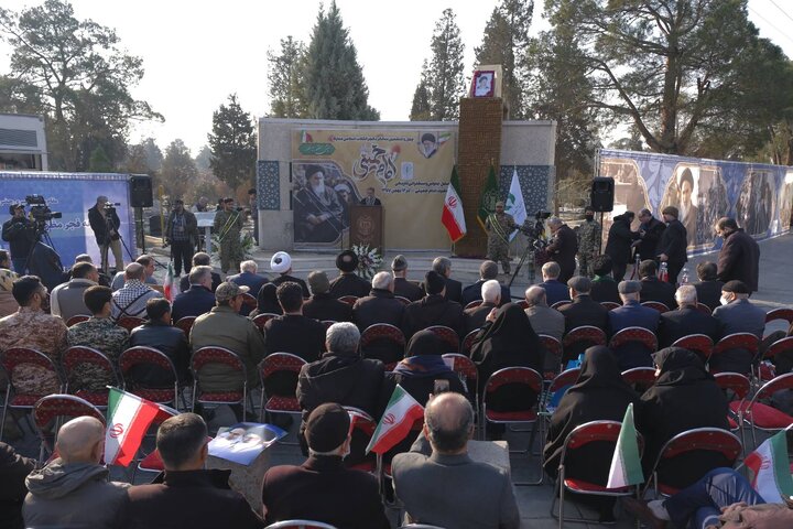  برگزاری آیین آغاز جشن‌های چهل و ششمین فجر انقلاب اسلامی در جایگاه جلوس امام راحل در بهشت زهرا(س)