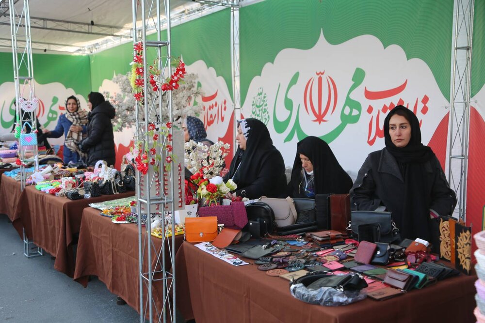 مسئولان باید بیش از پیش همدل و همراه مردم باشند
مردم خدمتگزار در دسترس میخواهند