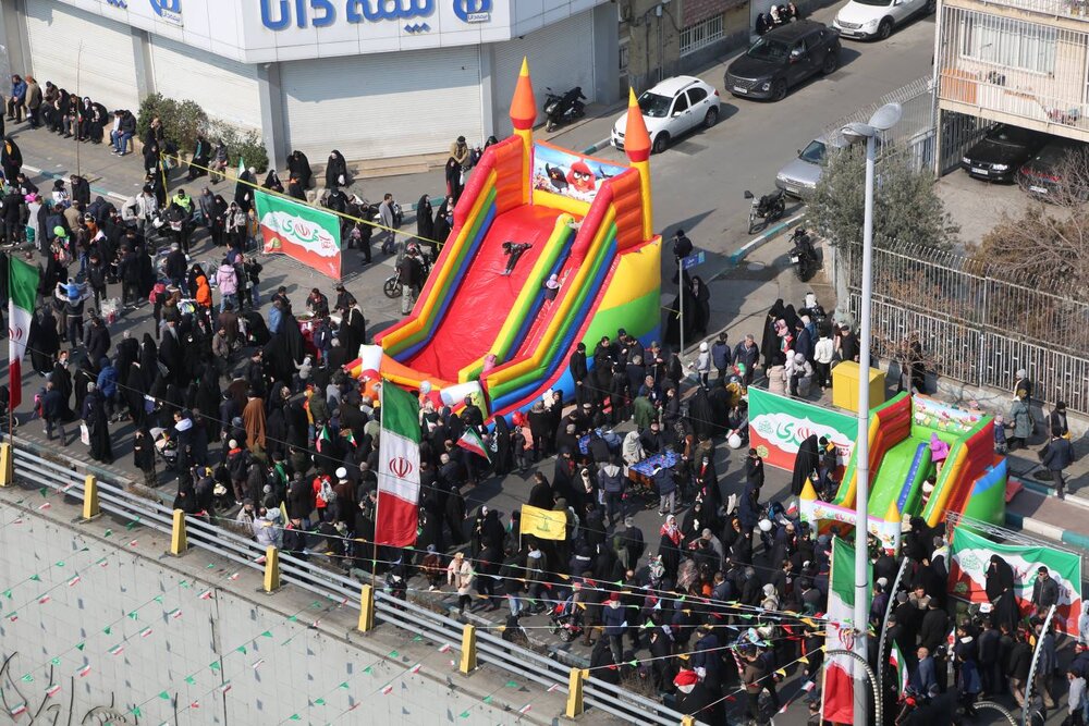 مسئولان باید بیش از پیش همدل و همراه مردم باشند
مردم خدمتگزار در دسترس میخواهند