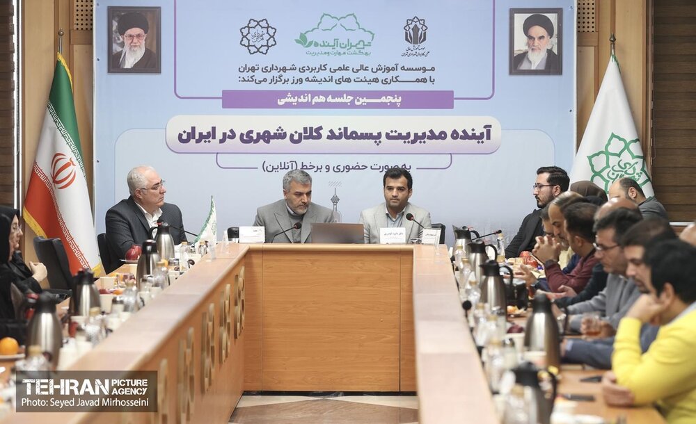 لزوم فرهنگسازی و ترغیب شهروندان به تفکیک زباله از مبدأ