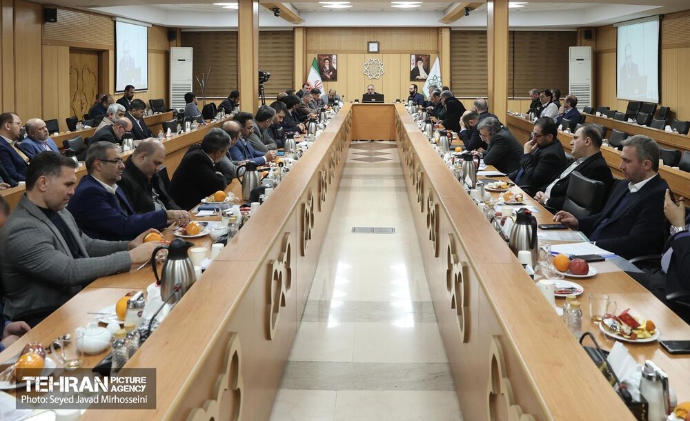 جلسه شورای معاونان و شهرداران مناطق