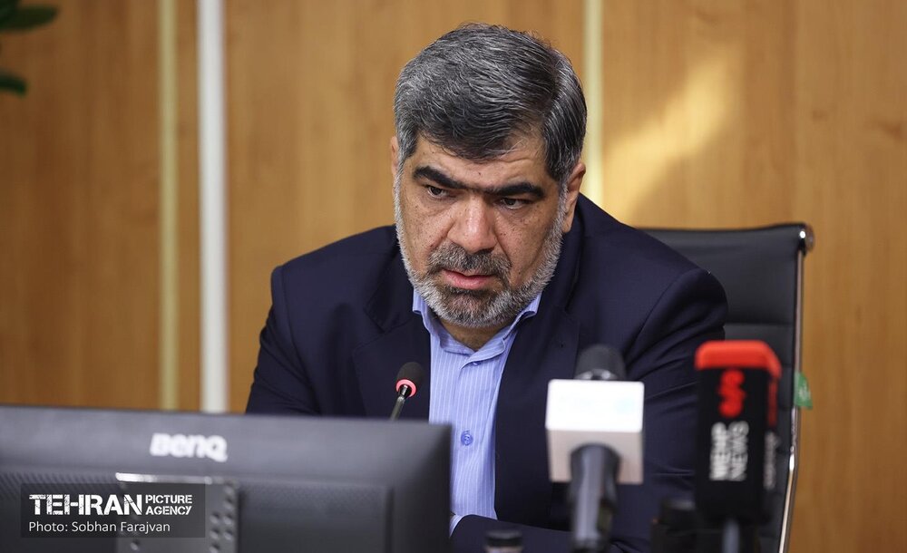 میدان کمال‌الملک تهران صاحب هویت بصری شد
