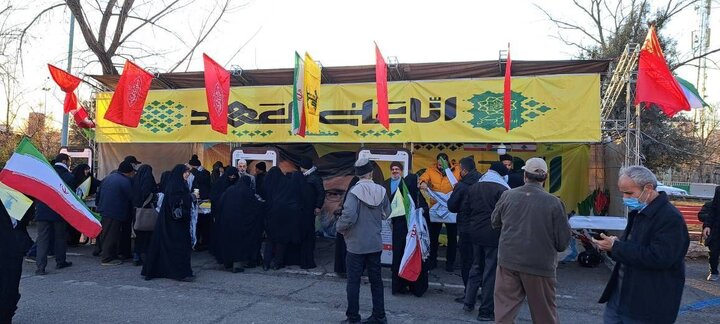 برپایی غرفه فرهنگی شهرداری منطقه ۱۳ در مراسم یادبود سید حسن نصرالله