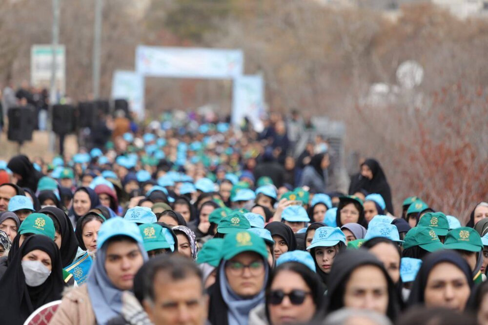۱۷ هزار درخت درکمتر از ۵ ماه در بوستان جنگلی سرخه‌حصار کاشته شد