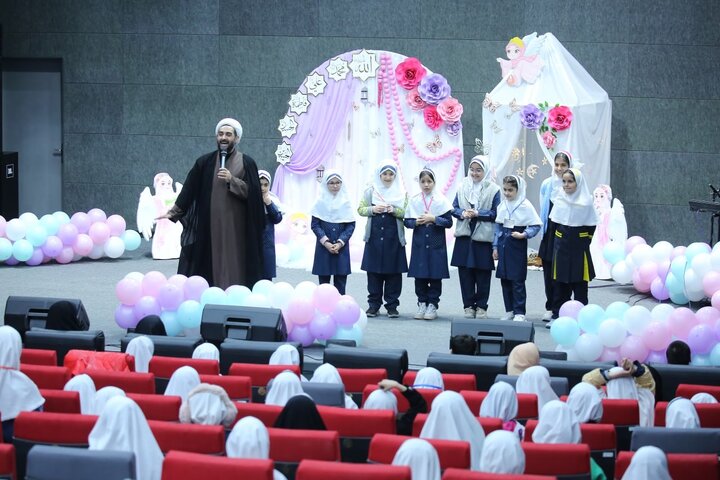 برگزاری مراسم روزه اولی‌ها در «کوشک باغ هنر»