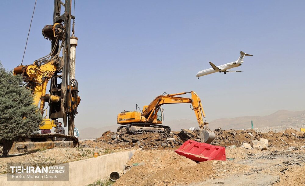 شرکت آب و فاضلاب با شهرداری همکاری کرد؛ قطعی آب برای جابجایی لولهها در میدان فتح