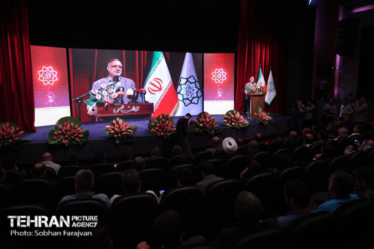 برنامههای فرهنگی نوروز و رمضان نمونه موفقی از کار تیمی است/ مشارکت مردم؛ گرهگشای مشکلات