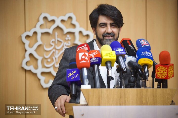تفاهم شهرداری با ستاد اجرایی فرمان امام با هدف تسریع اقدامات حوزه مسکن/ نمایشگاه تهران ۱۴۰۴ در هفته پایانی اردیبهشت در بلدیه برگزار می‌شود