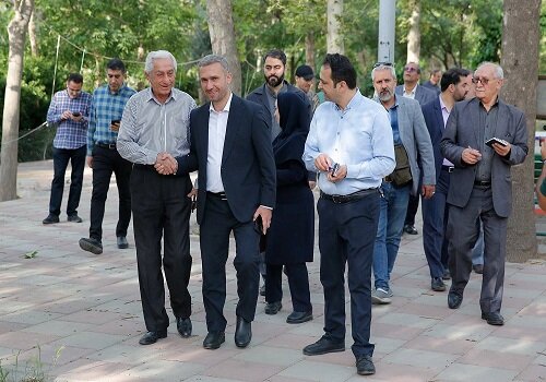ایجاد پلازای چندمنظوره در مجاورت مگامال