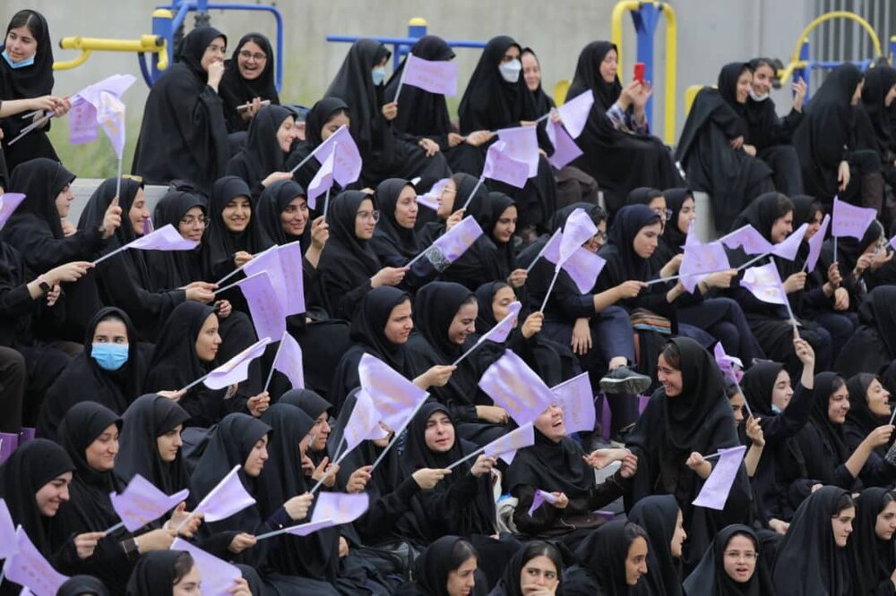 جشن روز دختر با حضور ۲۰۰۰ دانشآموز در منطقه ۱۳ برگزار شد