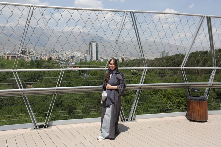 بازدید بلاگر مشهور گردشگری تونسی از منطقه فرهنگی و گردشگری عباس‌آباد